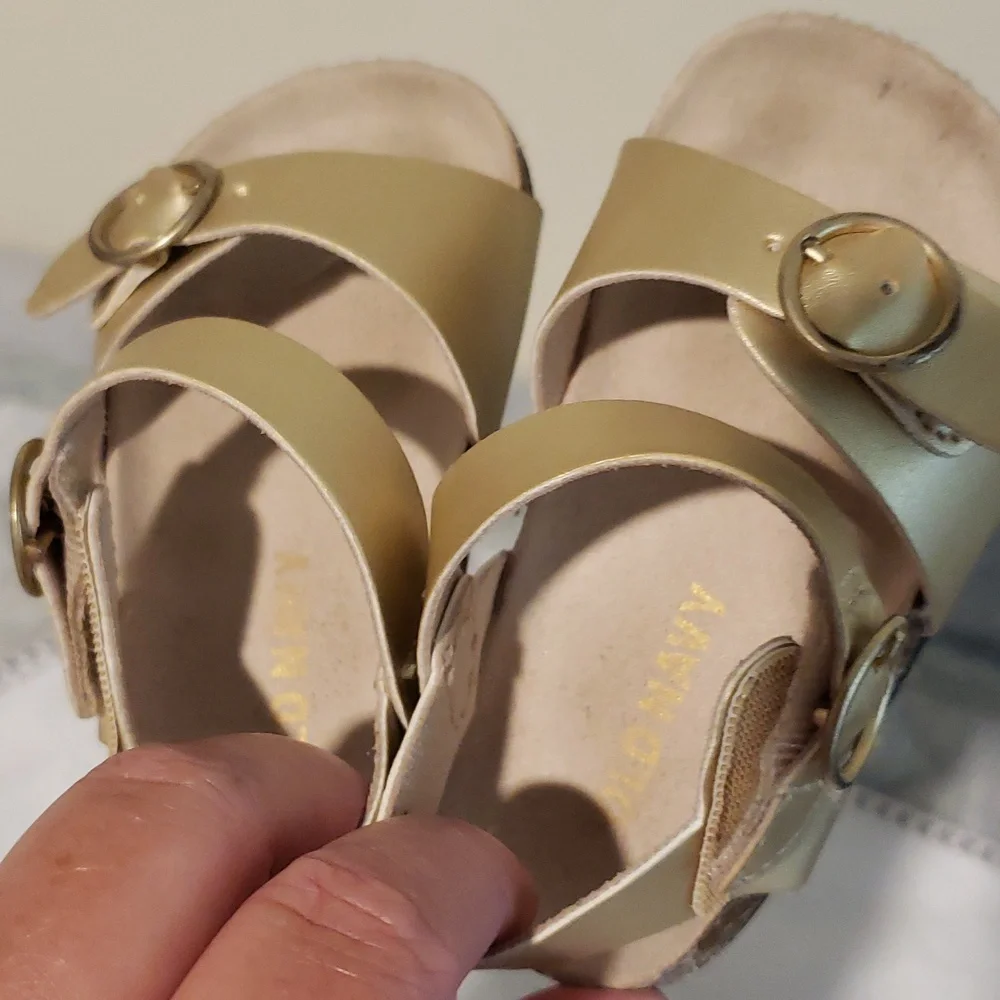 6-12m gold sandals  *